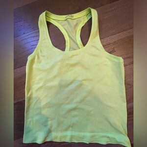 Light neon green Lululemon swiftly tank top!!
